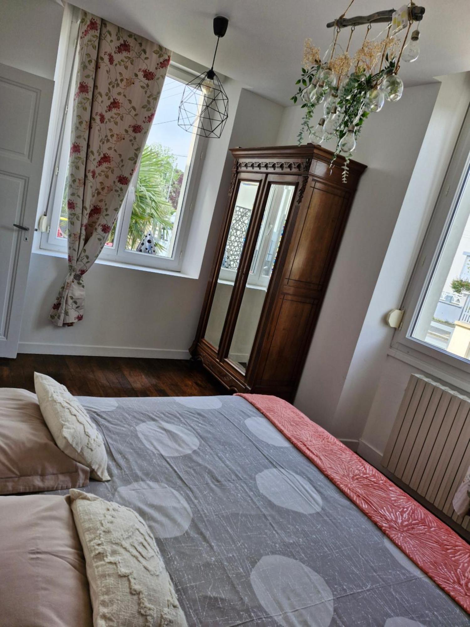 Hotel Le 6 3 Home Port En Bessin מראה חיצוני תמונה